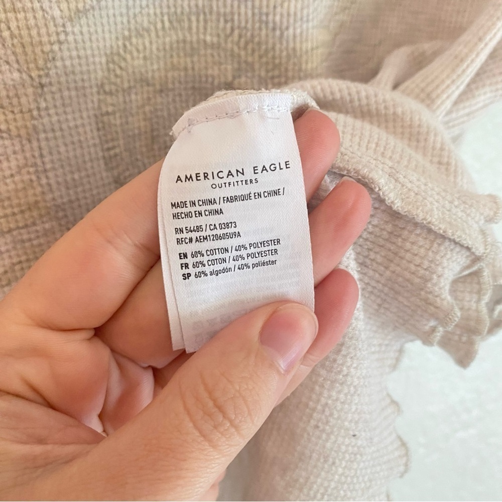 American Eagle Outfitters Cream‎ Crop Fitted T-Shirt - Picture 6 of 6